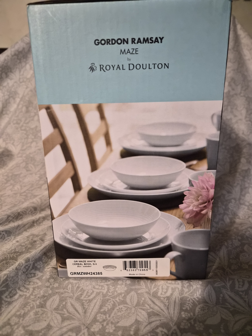 Gordon Ramsay Maze by Royal Doulton 4-Piece Bowl Set - White - Picture 4 of 12